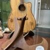 Giá để Đàn Guitar – Xưởng Mỹ Nghệ Tuấn Minh Trần 180k ep mika van go
