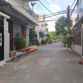 BÁN NHÀ KIỆT Ô TÔ NGÔ THÌ NHẬM, LIÊN CHIỂU, ĐÀ NẴNG – DIỆN TÍCH 70M² NGANG 3,2M, ĐƯỜNG 5M