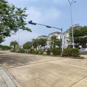 BÁN BIỆT THỰ 3 TẦNG GOLDEN HILLS, LIÊN CHIỂU, ĐÀ NẴNG – DIỆN TÍCH 190M² NGANG 7,5M, ĐƯỜNG 33M
