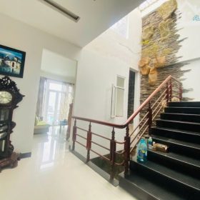 GIẢM CHÀO 1 TỶ-MẶT TIỀN KINH DOANH CỰC VIP- PHỐ HẢI CHÂU CHU VĂN AN- DIỆN TÍCH LỚN GẦN 150 - 1