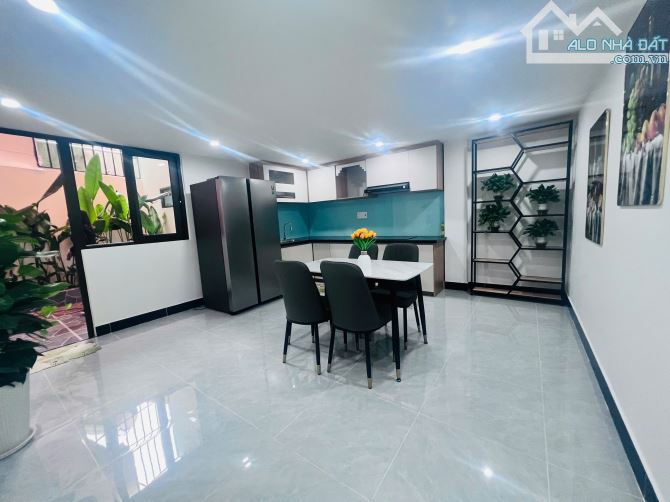 318956709-1252-ban-nha-trong-hem-da-nang 🏡 NHÀ GÁC LỬNG FULL NỘI THẤT – KHU NAM VIỆT Á, NGŨ HÀNH SƠN – CHỈ NHỈNH 7 TỶ ✨ - 3